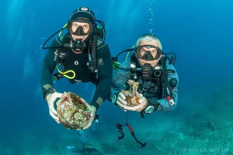 starożytne skarby znalezione pod wodą na Wyspie Vis w Chorwacji.